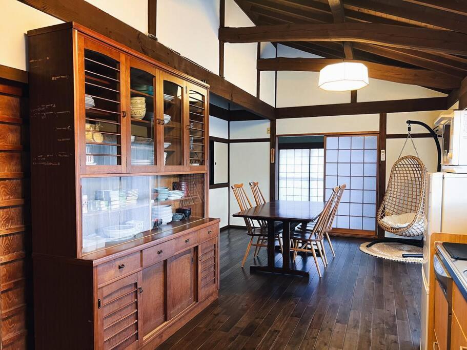 Appartamento ひねもす101:宇野駅から車で5分 直島へ 最大8名様 古民家 Tamana Esterno foto
