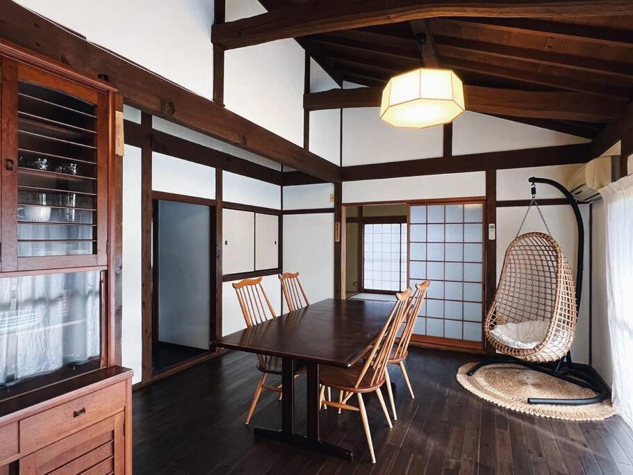 Appartamento ひねもす101:宇野駅から車で5分 直島へ 最大8名様 古民家 Tamana Esterno foto